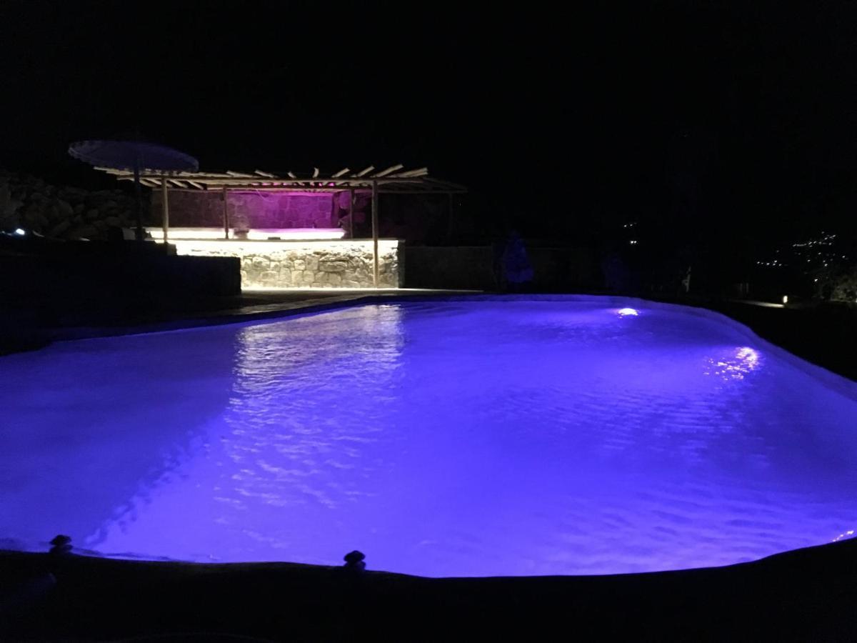 My Oasis Studios Mykonos Klouvas Esterno foto